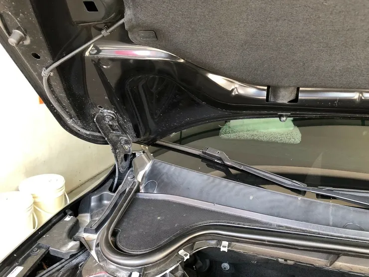 台南汽車美容鍍膜推薦【岫舫車體美研】是我遇過最細節的手工洗車