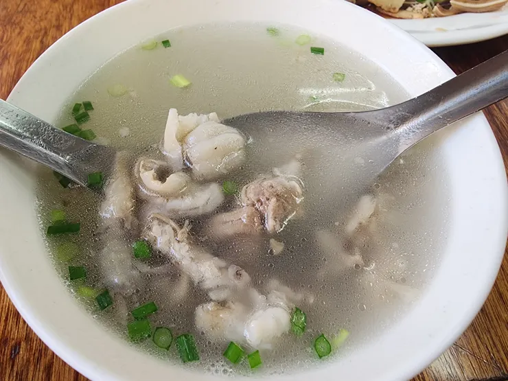 骨肉湯，湯頭清甜