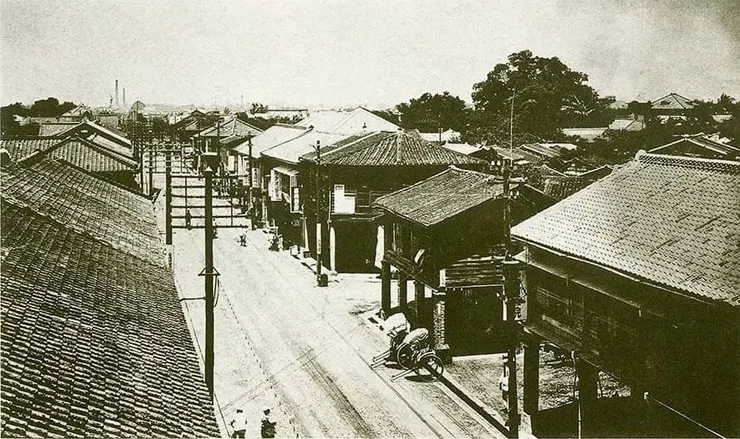 日治初期嘉義市區改正計畫後的街景。（圖片提供：嘉義市文化局，取自嘉義寫真第五輯）