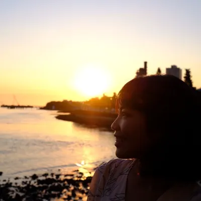 安靜地說話的沙龍