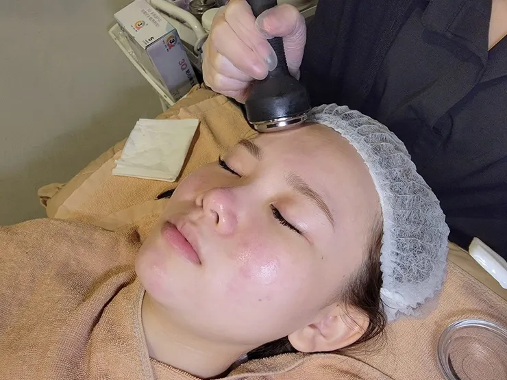 台南做臉推薦~聖誕跨年美美玩!水水臉蛋兒交給FILF小資美顏