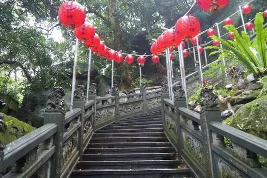 芝山巖步道（圖片截圖於網路）