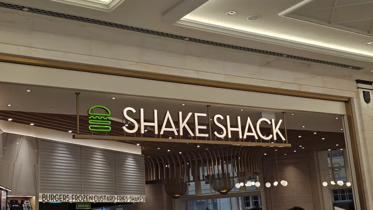 全世界最好吃的SHAKE SHACK漢堡我在澳門吃到了!這是澳門倫敦人分店!