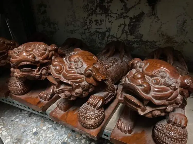 塵封館內的金獅