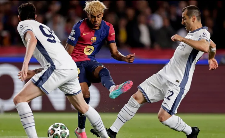 耶馬妙射破網助巴塞隆拿追至1:2