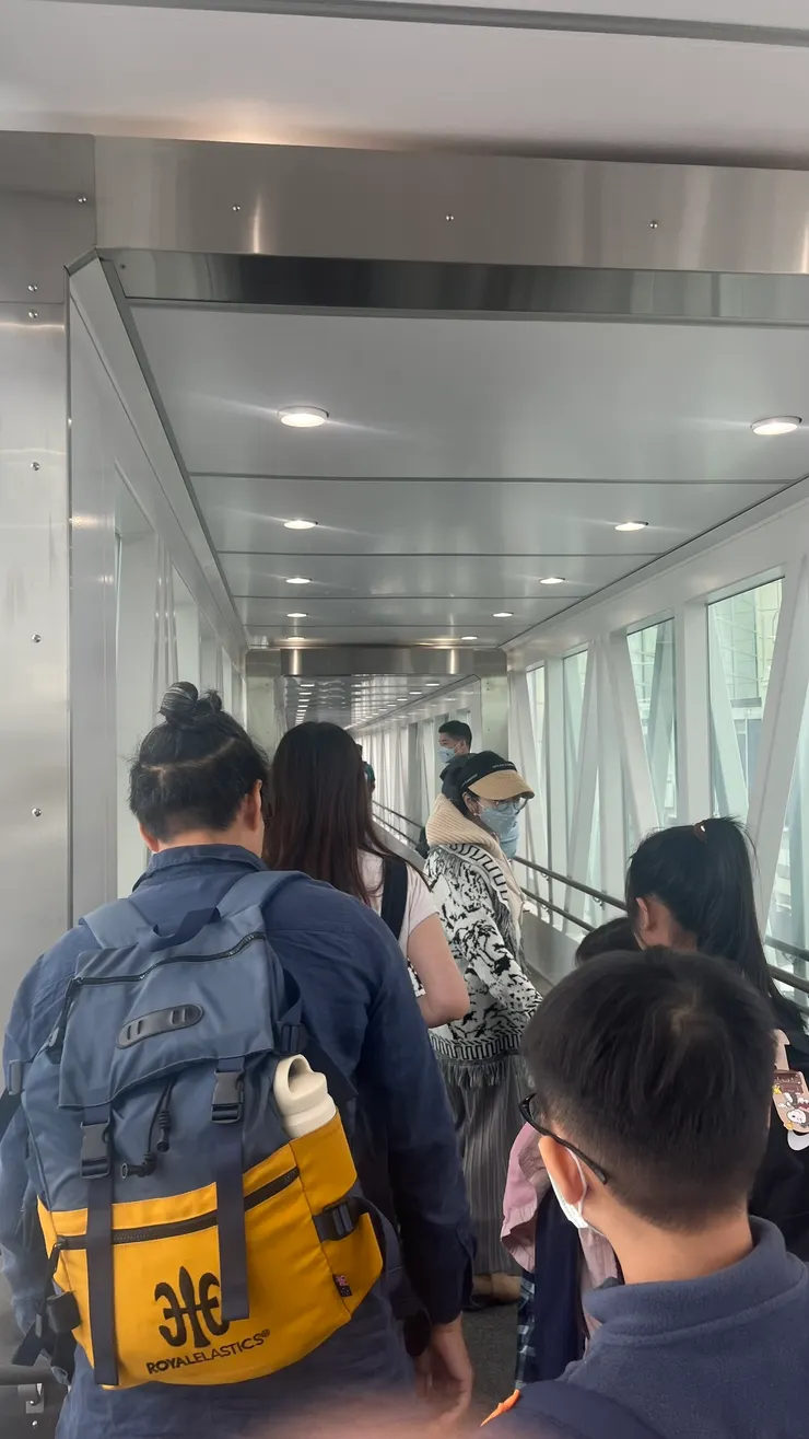 因此跟表定的15：00抵達沒有差太多。