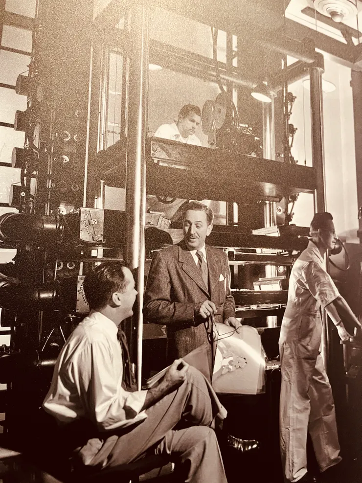 平面攝影機拍攝場景(現場有示範模型,但是禁止拍照,乖寶寶不能違規。)