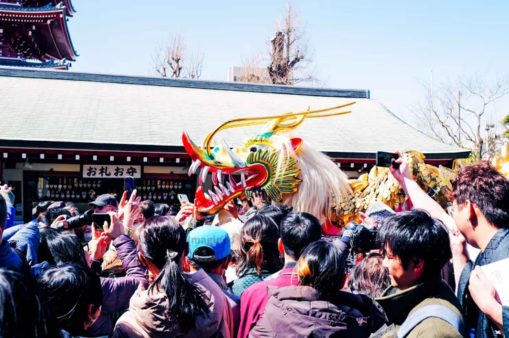 每年3/18淺草寺金龍現身