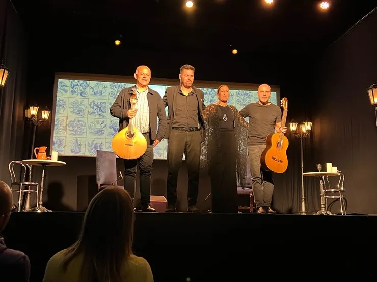 表演者謝幕接受大家的掌聲