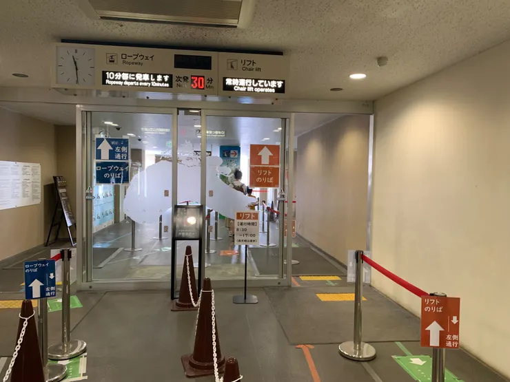 選你要的那邊、直直往前走