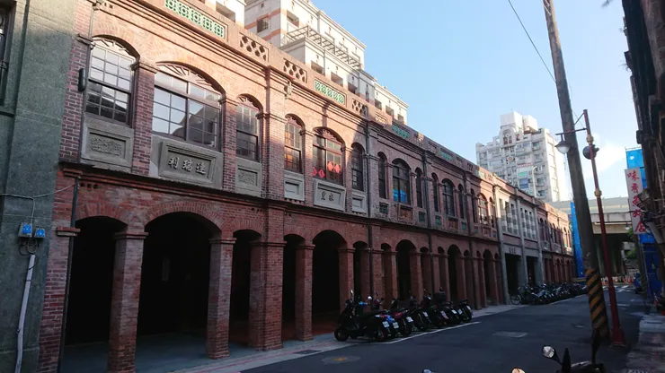 台北迪化街十連棟