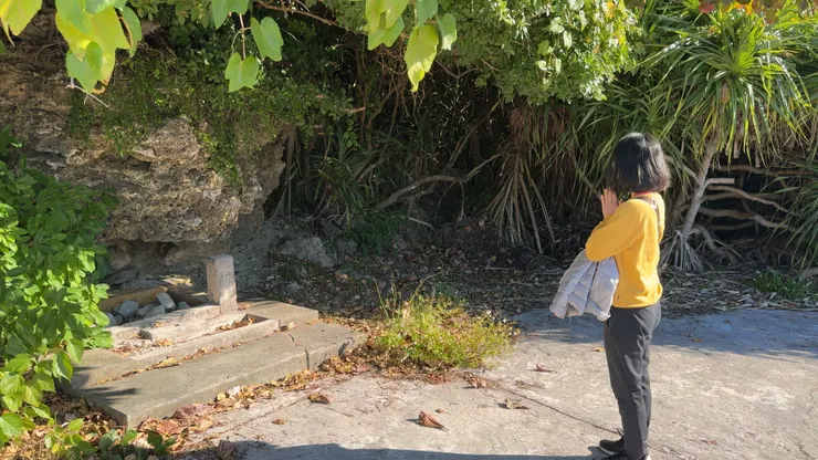 一下船先到港口附近的德仁川拜所參拜，祈求旅途平安。