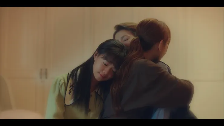 母女最後的擁抱