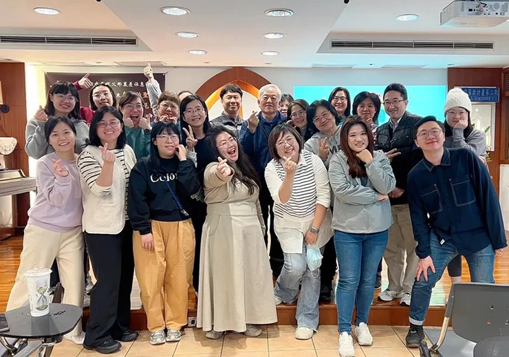 （圖說：我們是一群福音關懷使者，伊甸區牧們合影。）