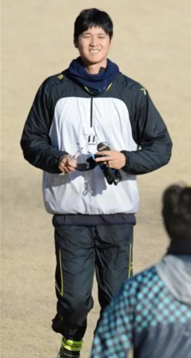 2015鎌ヶ谷。21歲的大谷🩵