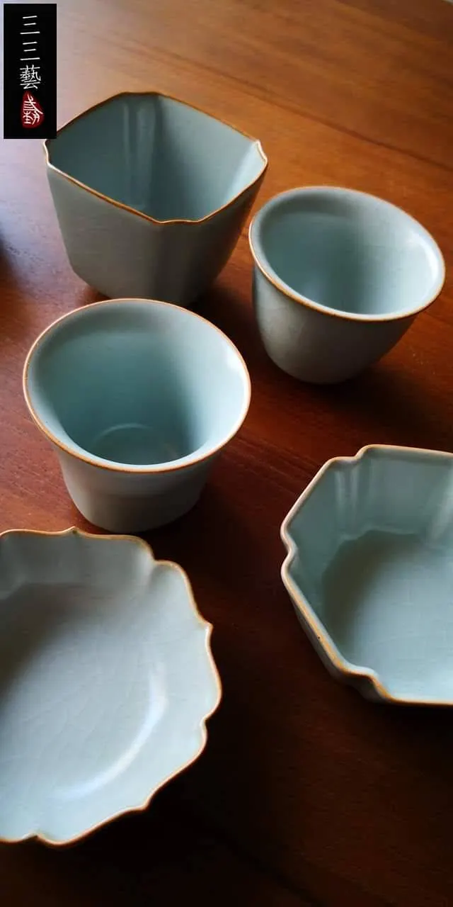 2004年開始於台北市燒制豐子汝窯以宋官汝為範