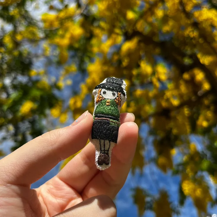 小小的刺繡吟遊詩人