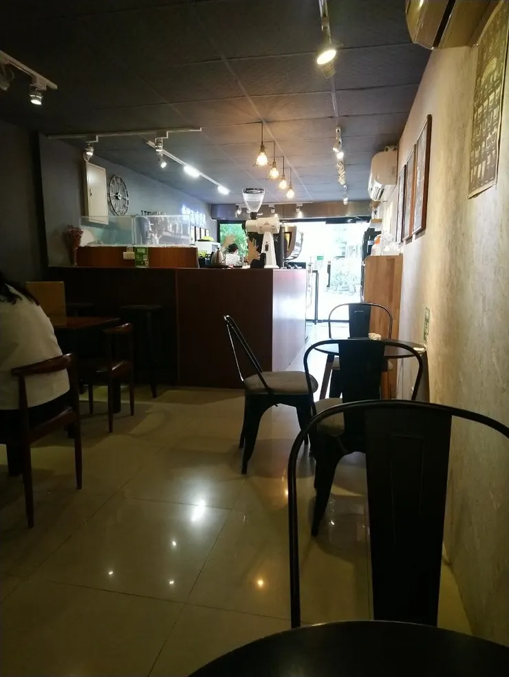 自行拍攝-店內環境