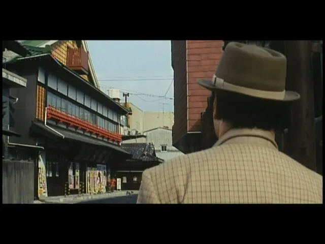 阿寅走到飯塚市區的嘉穂劇場