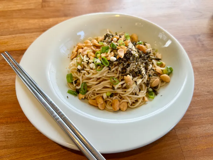 四川燃麵   120元