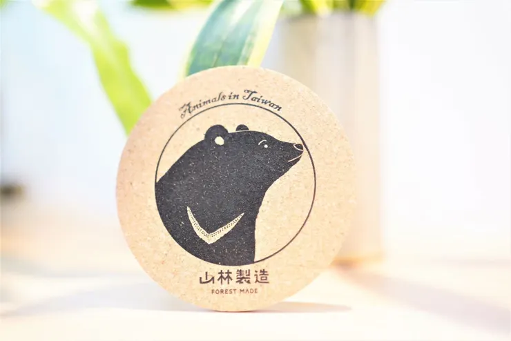 黑熊杯墊