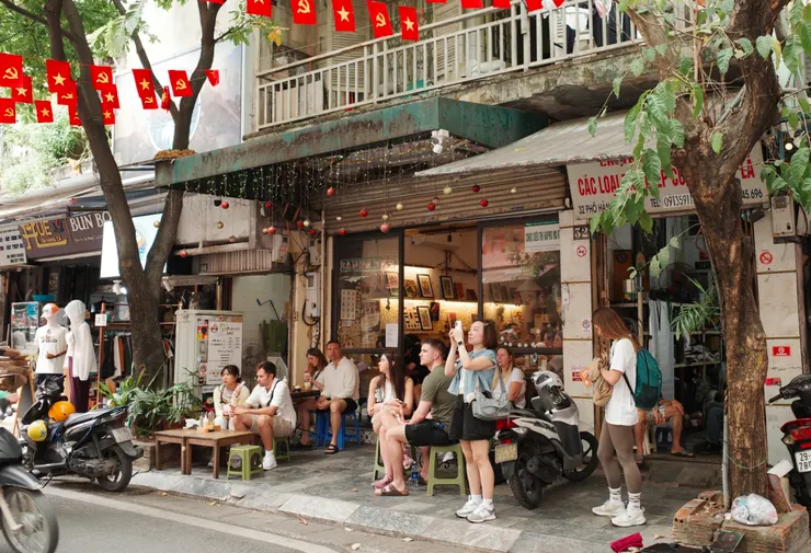 Banh Mi 25 內用區