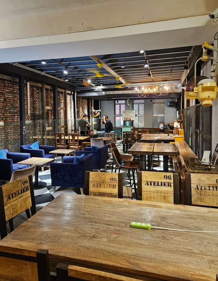 台北咖啡店 NOTCH本町店