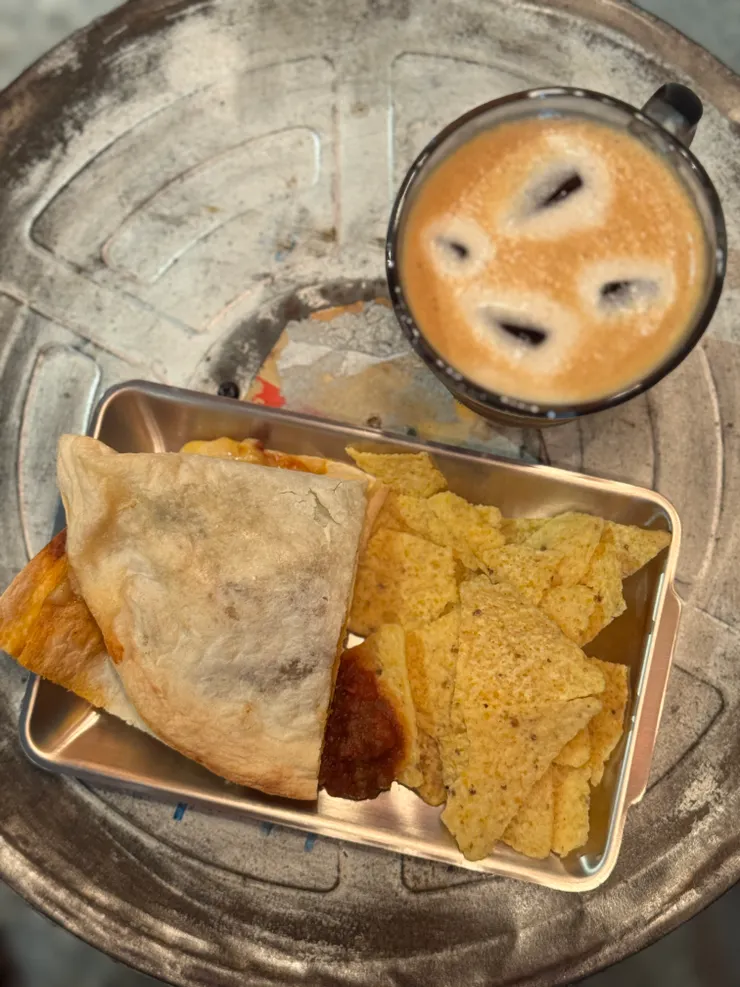 墨西哥餅看起來樸實無華，但風味會讓人吃驚，吃過還想再點