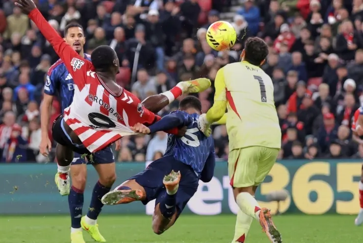 波拿比挑射入網助新特蘭追和2:2