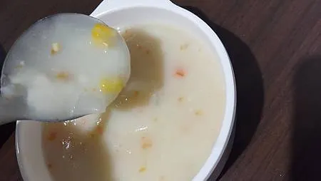 [基隆美食]CP值很可以、服務很好、點餐到上菜速度很快，豪美