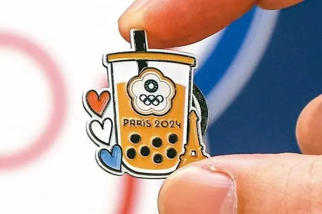 在 2024 年巴黎奧運的熱門臺灣珍奶徽章 ( 圖片出處 : Yahoo 新聞 )