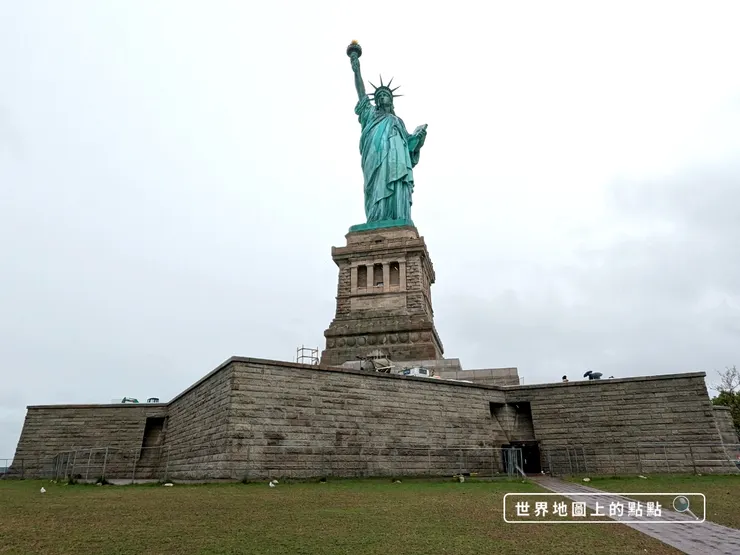 近拍自由女神像