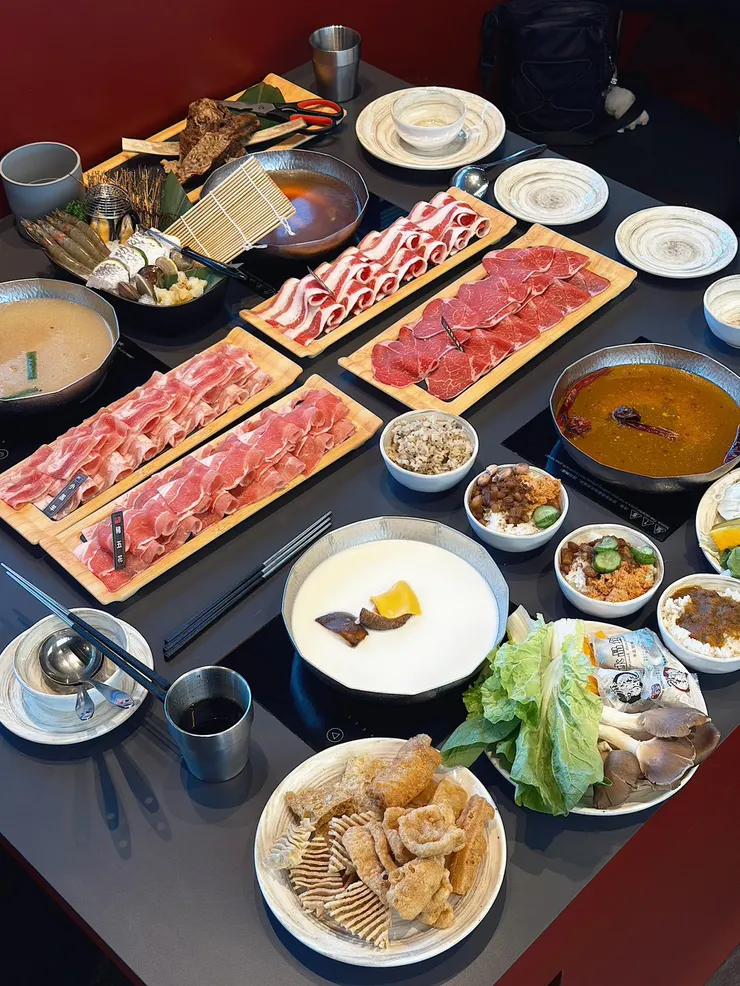 嚴選高等級肉品，厚度十足，滿足肉食主義者的胃。