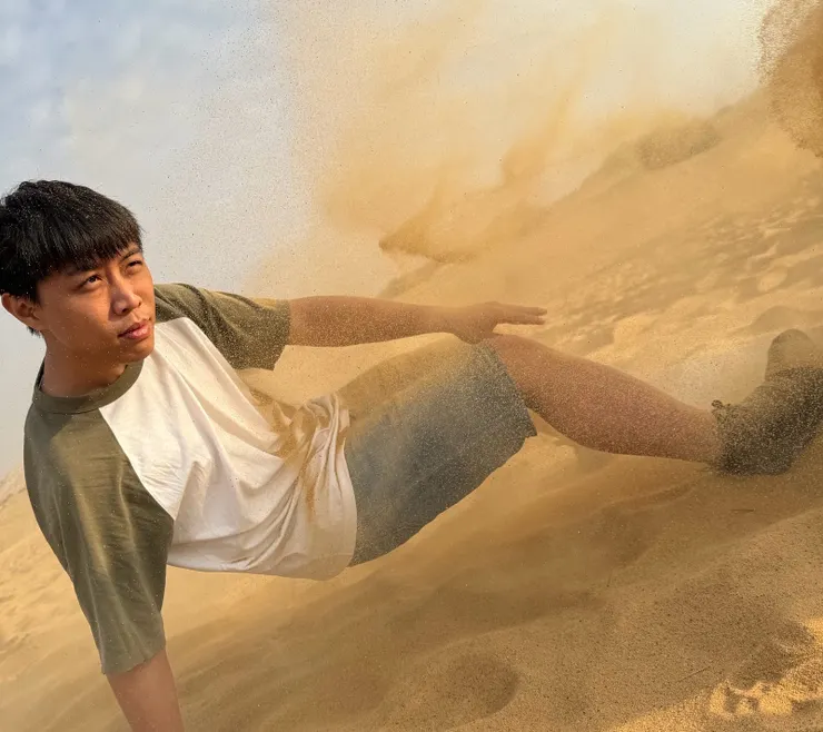 這是你在 IG 上看到ㄉ滑沙帥照