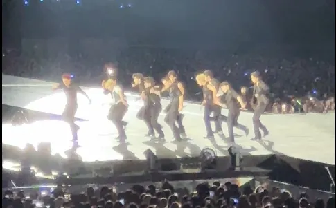 舞台上熱情的SVT