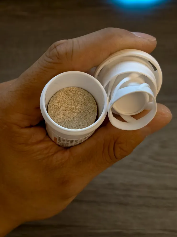 包裝的密封性很好,不怕潮濕軟掉,保存方便。