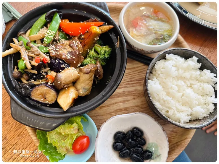 三杯菇菇定食288元付湯/甜點