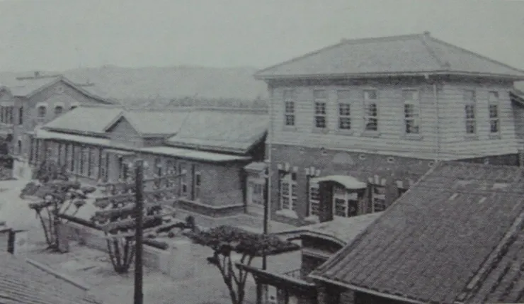 《開臺巡跡》中的新莊郡役所