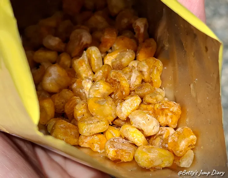 ▲【經脆脆】玉米粒X白胡椒口味/圖片來源：Betty's Jump Diary