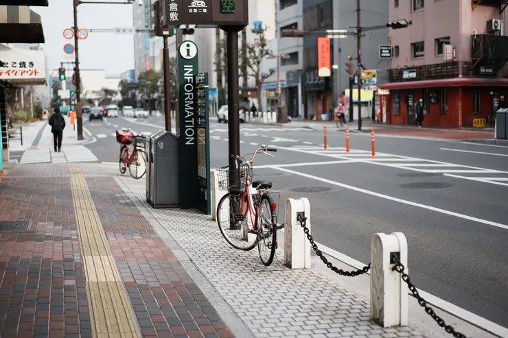 這邊腳踏車是非常常見的交通工具，但也讓我覺得有點恐怖
