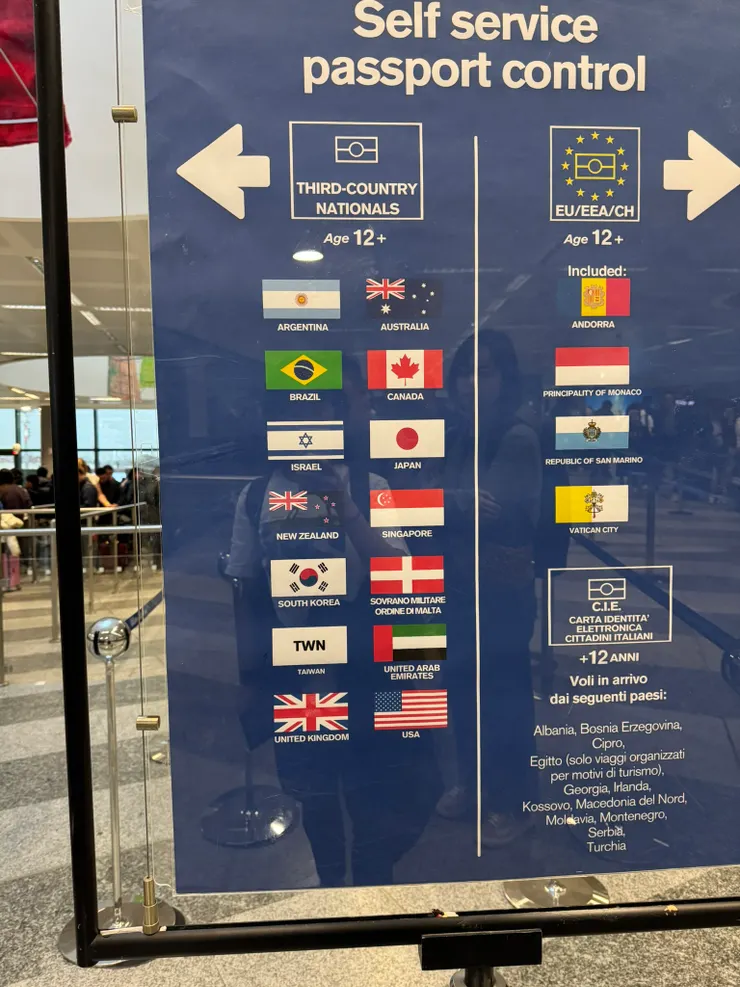 台灣雖然沒被冠上國旗，但留了白，只能喜歡這國家了