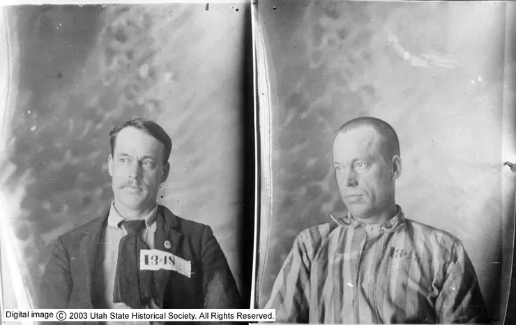 獄照中的艾爾茲。(年份不明)