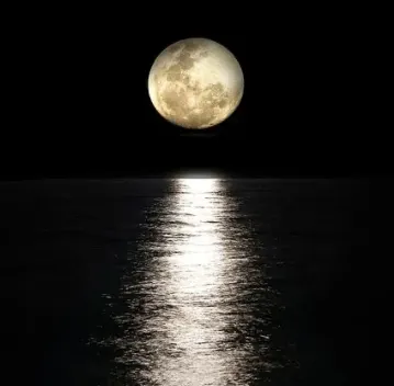 太陰Yesod帶起人生的潮起潮落