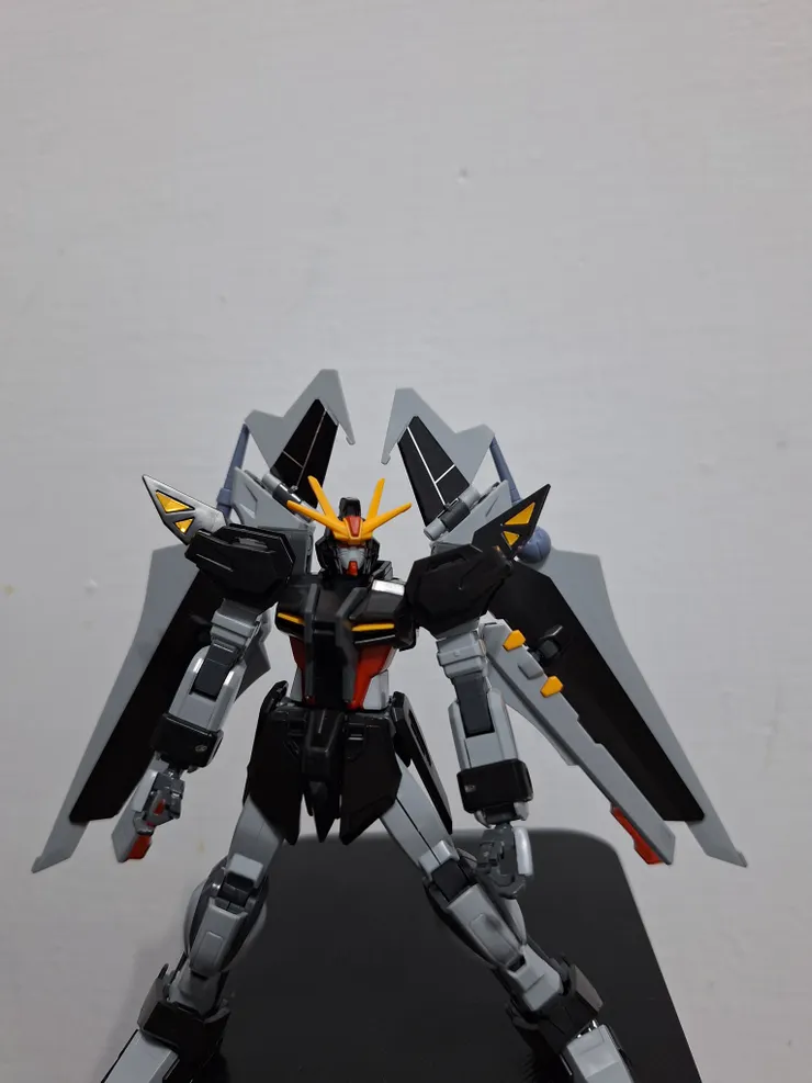 模型開箱]-HGGS 041 漆黑攻擊鋼彈