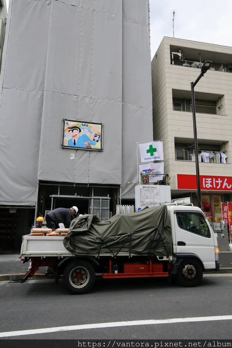 <東京景點> 龜有站外的烏龍派出所大尋寶 & 哆啦A夢博物館