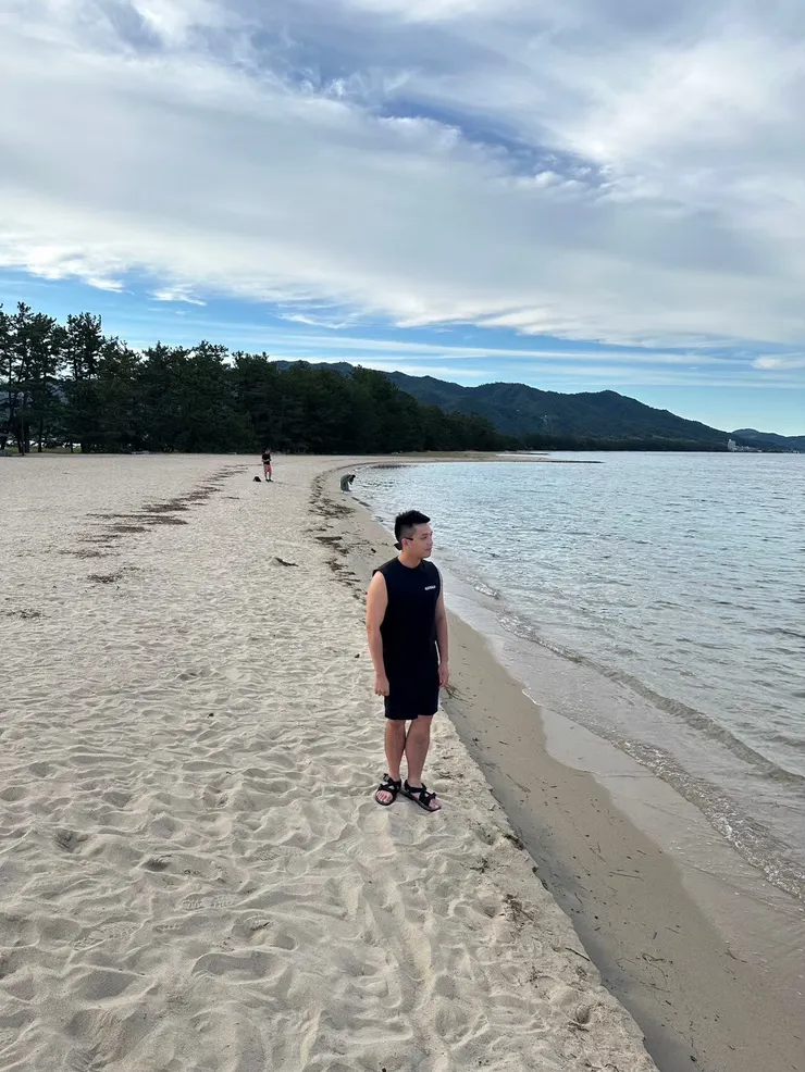 我們傍晚在天橋立的沙洲上散步