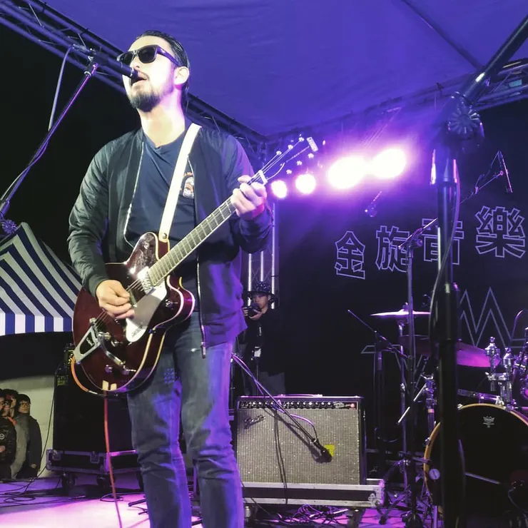 2016年的主唱阿強