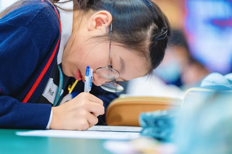 三天活動有個人及小組任務，學生認真及用心地參與其中。