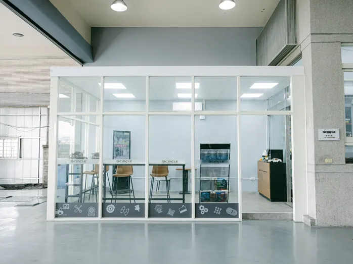 台中汽車保養推薦！變速箱油多久該更換？車主最容易忽略的3個異常前兆