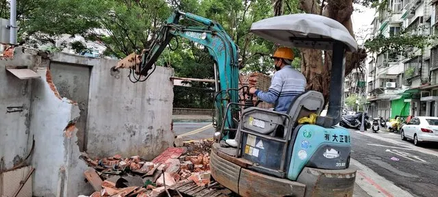 北市自2021年至今年6月止,建管處已收取的強拆費用達新臺幣216萬元。圖/台北建管處